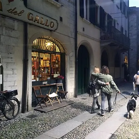 New In Old Town Como